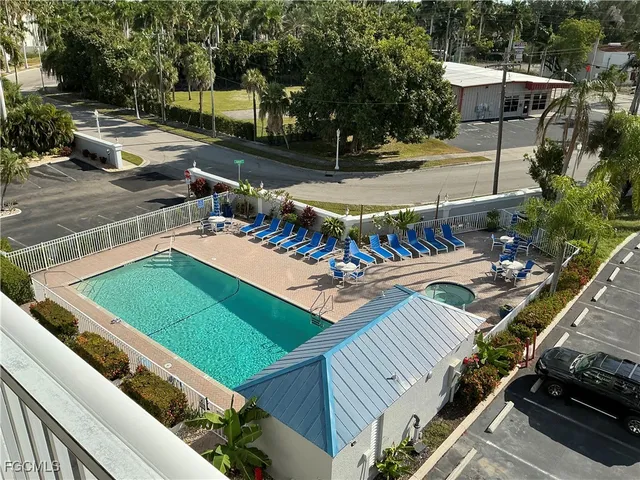 $2,100 | 2885 Palm Beach Boulevard, Unit 408, Fort Myers, FL 33916