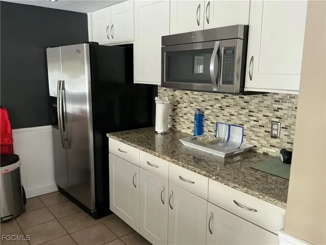 $2,100 | 2885 Palm Beach Boulevard, Unit 408, Fort Myers, FL 33916