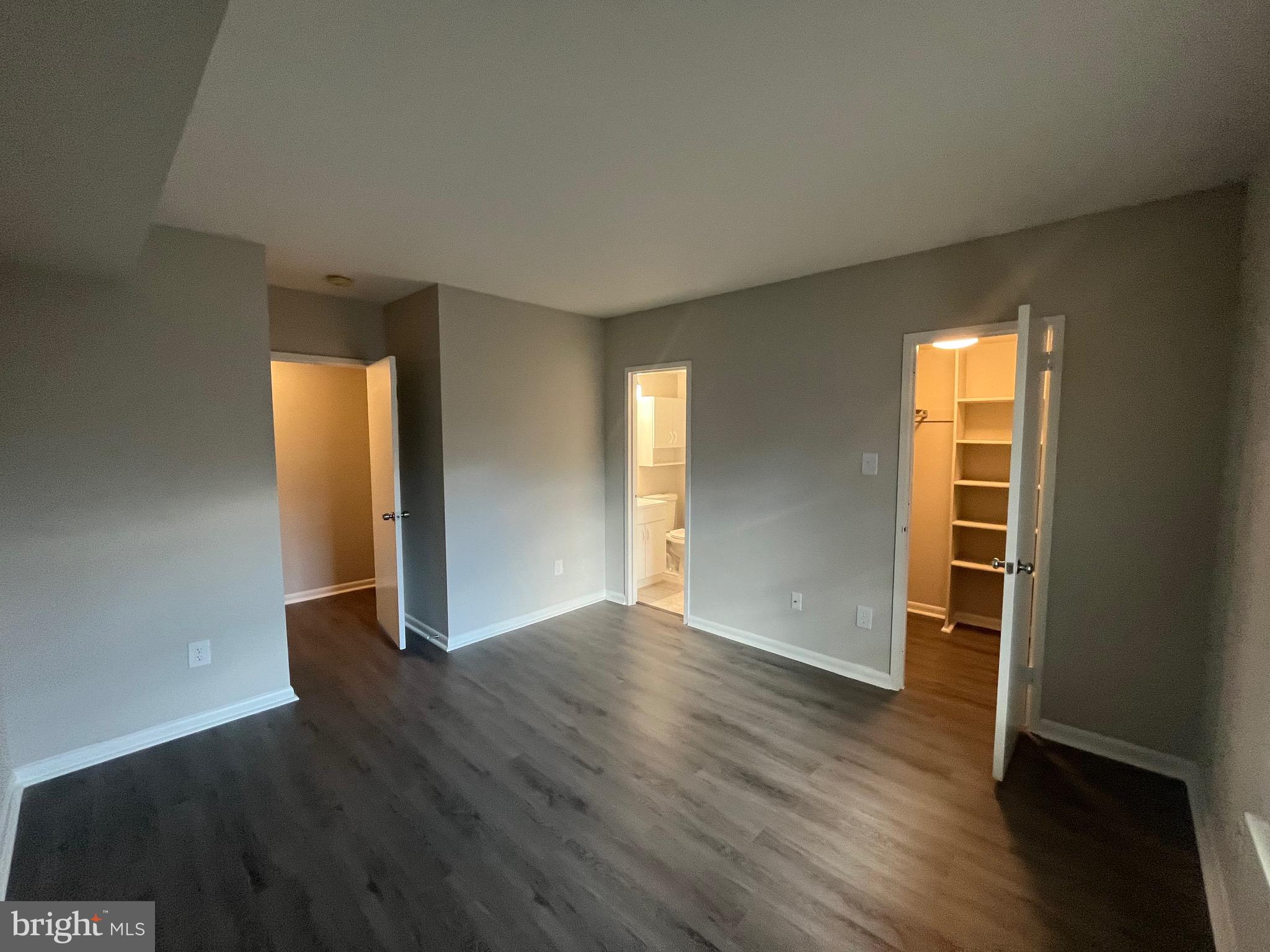 11656 Stoneview Square, Unit 96/22C Reston, VA 20191 - Photo 11 of 21 Main Bedroom