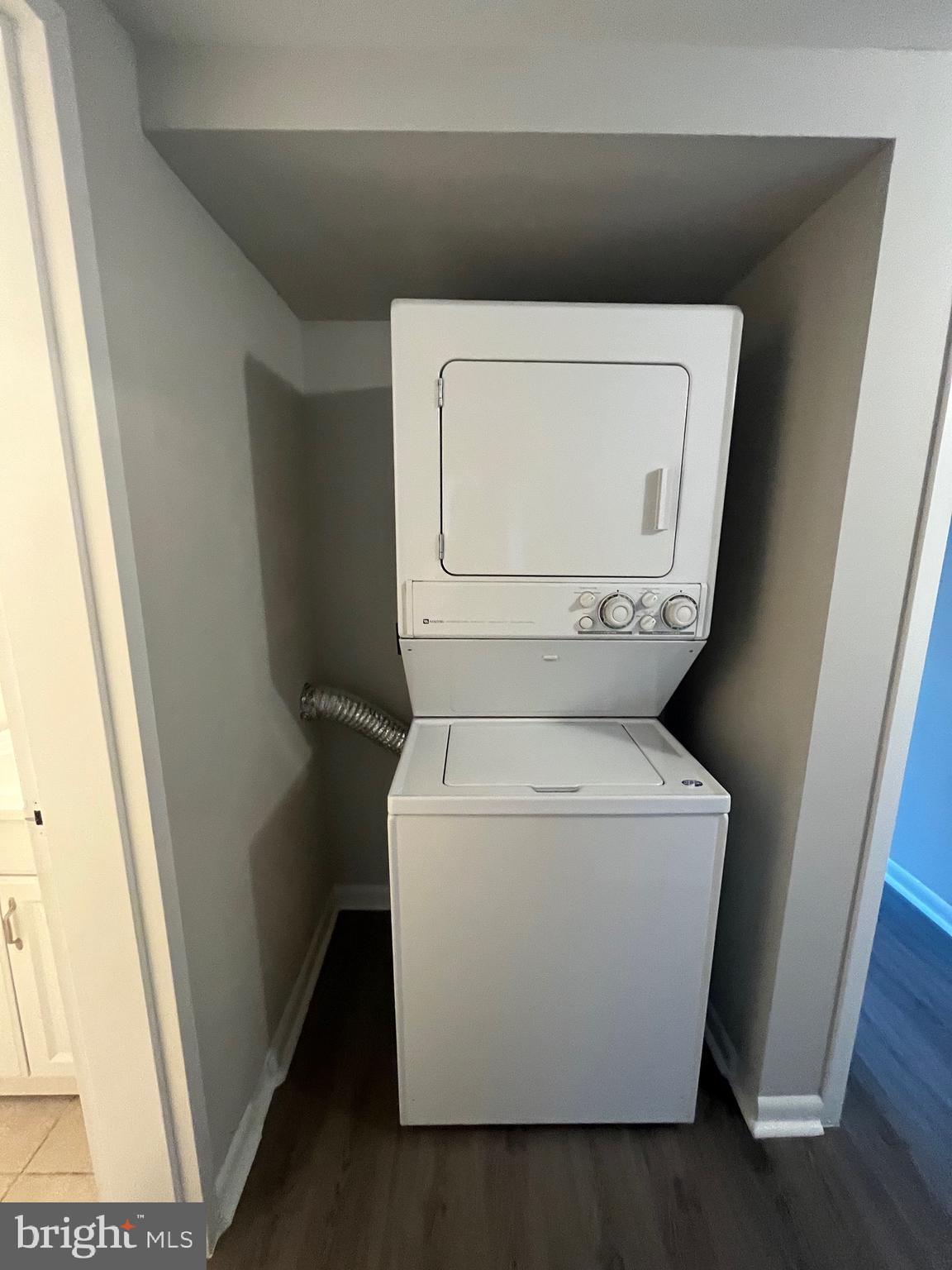 11656 Stoneview Square, Unit 96/22C Reston, VA 20191 - Photo 15 of 21 Washer/Dryer in the unit