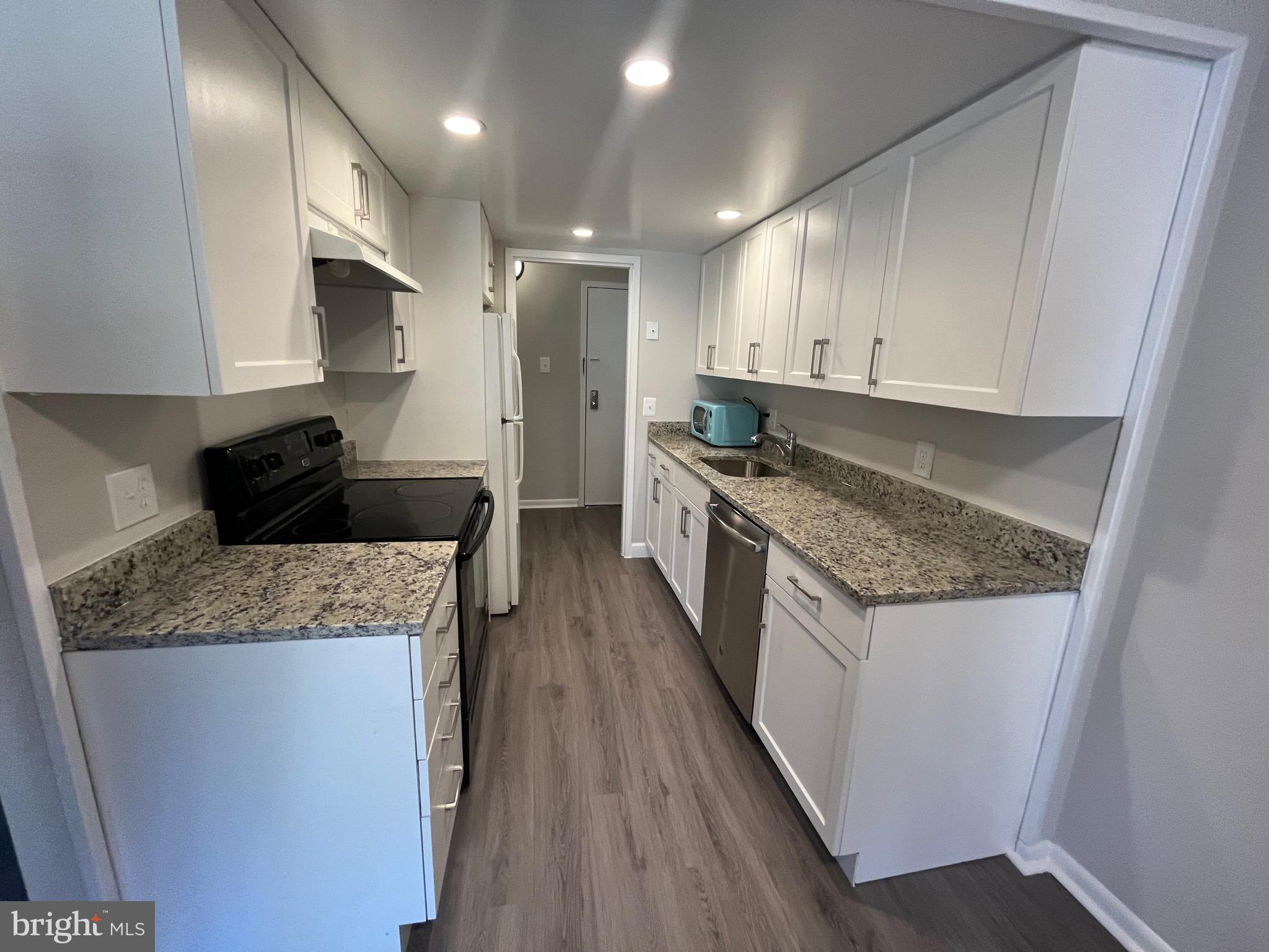Completely renovated kitchen