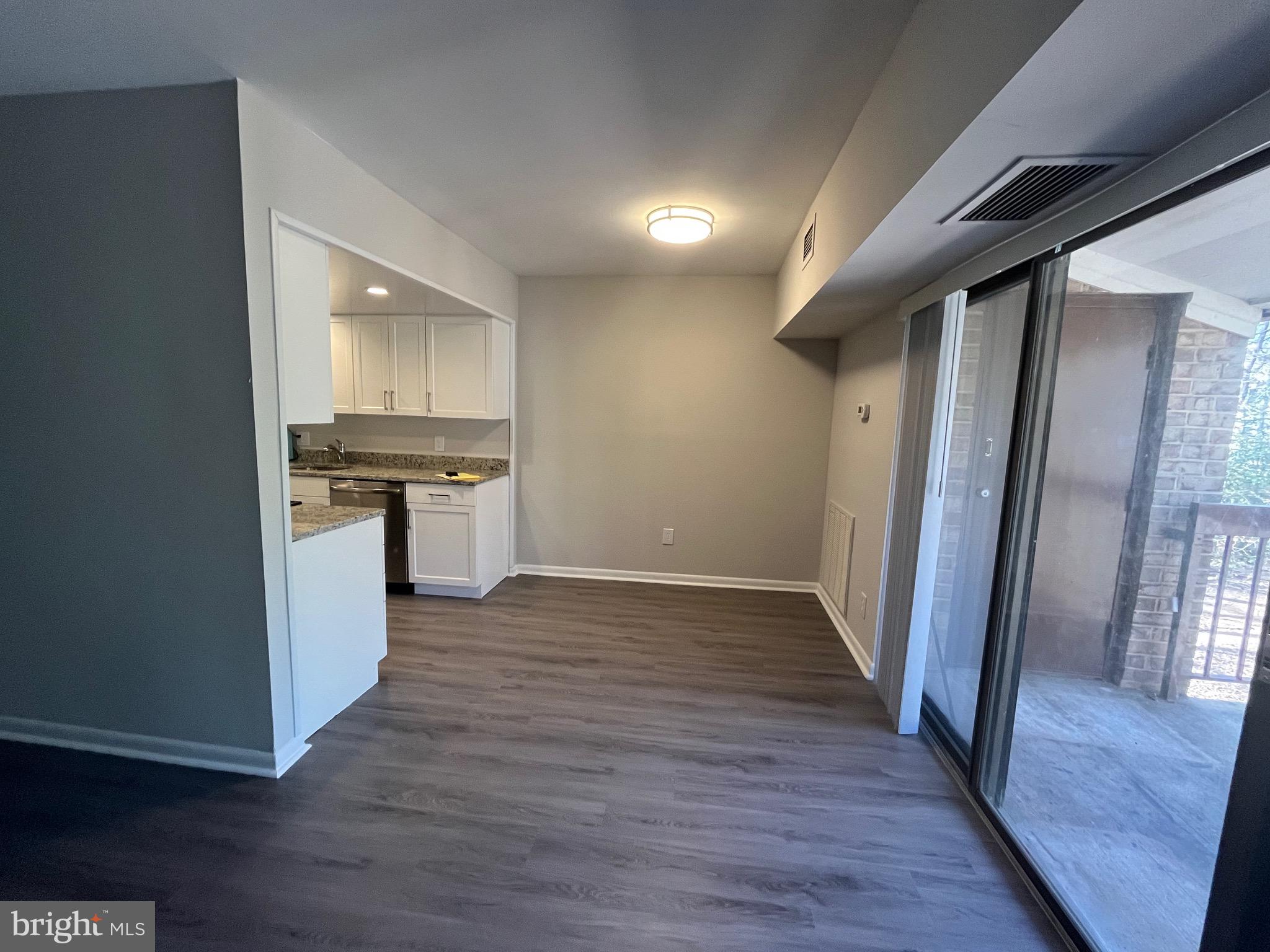 Dining room, New Flooring