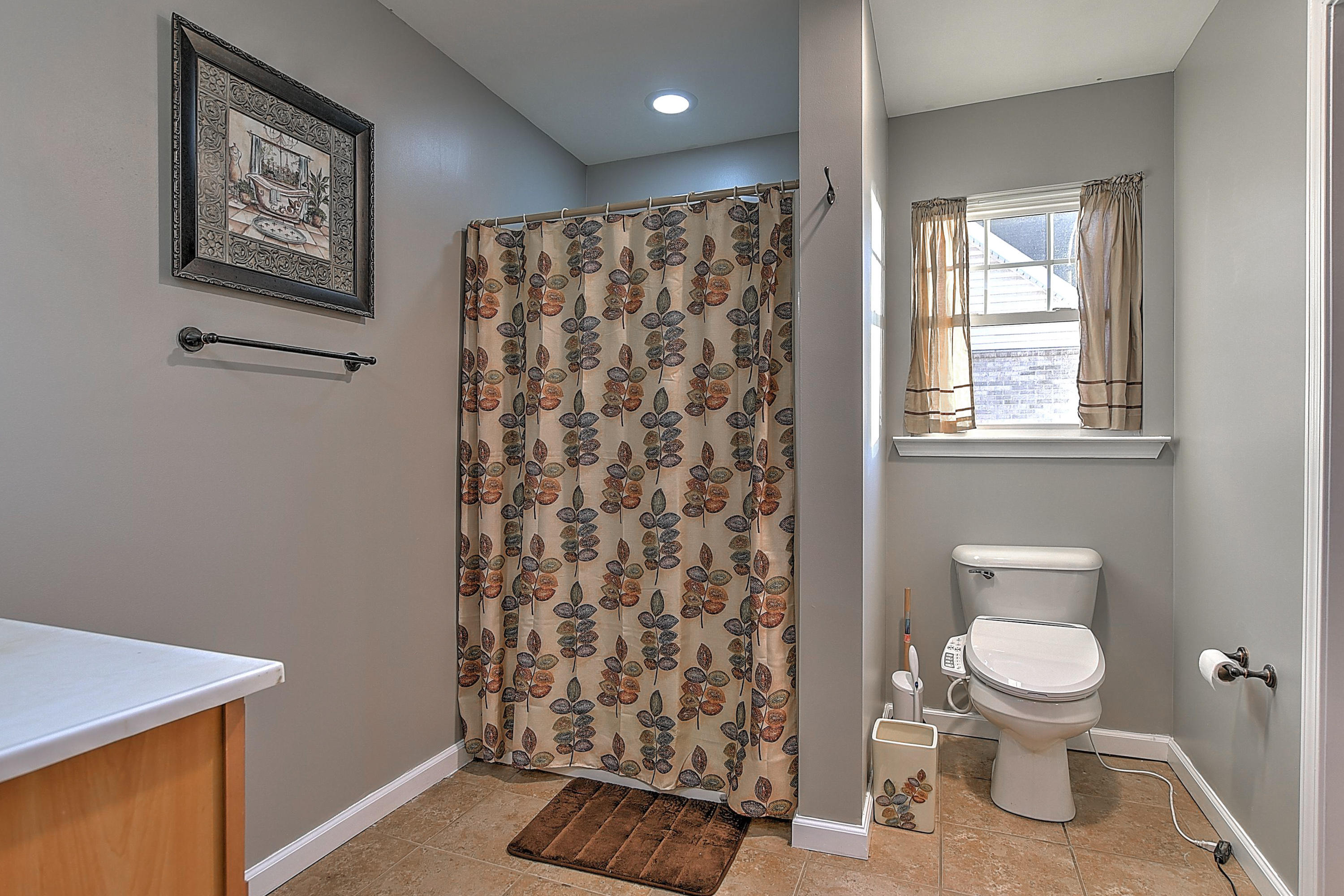 2233 Sherwood Road Kingsport, TN 37664 - Photo 18 of 28 2233 SHERWOOD-16