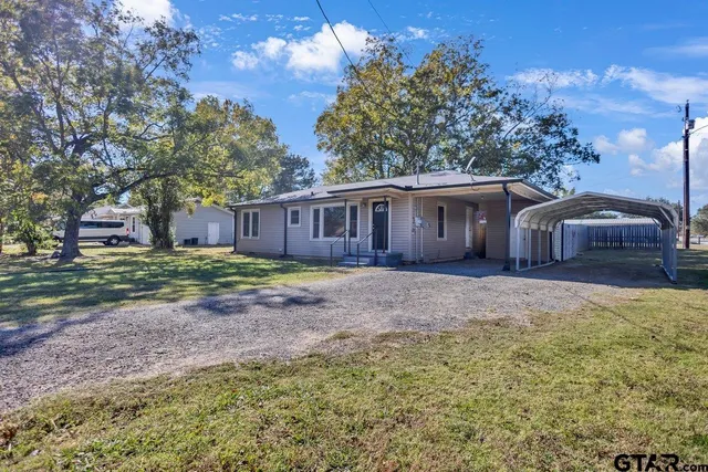 $149,000 | 199 North Oak Street, Van, TX 75790