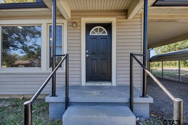 a view of front door of house