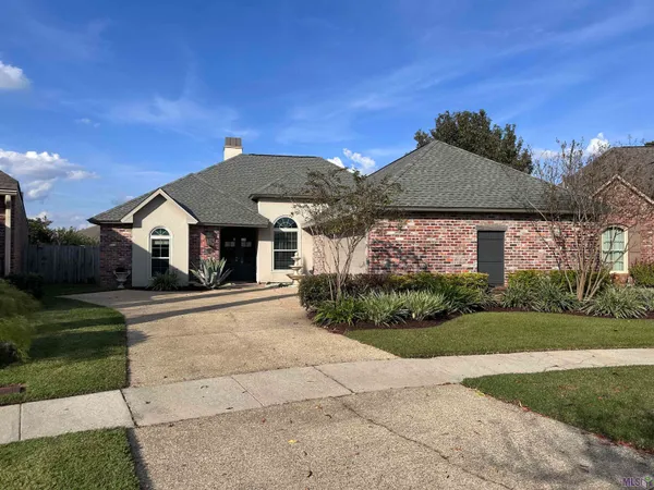 $365,000 | 14203 North Gate House Avenue, Baton Rouge, LA 70817
