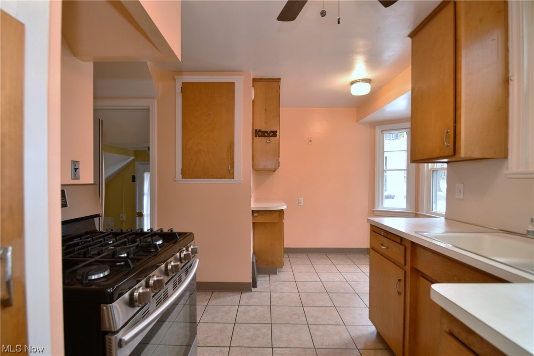 3562 Radcliffe Road Cleveland Heights, OH 44121 - Photo 12 of 30