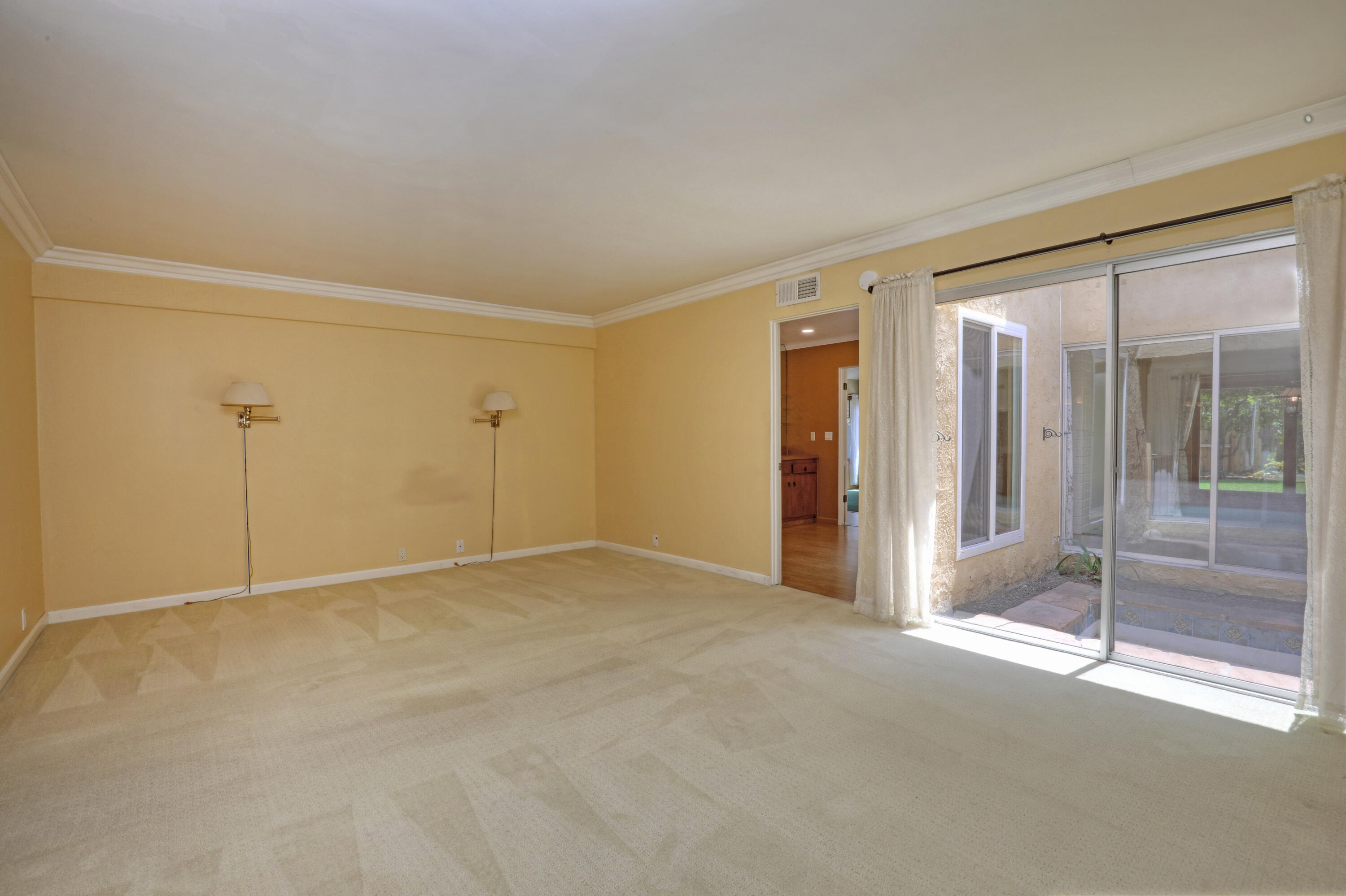 7167 Armstrong Road Goleta, CA 93117 - Photo 16 of 38 Primary Bedroom