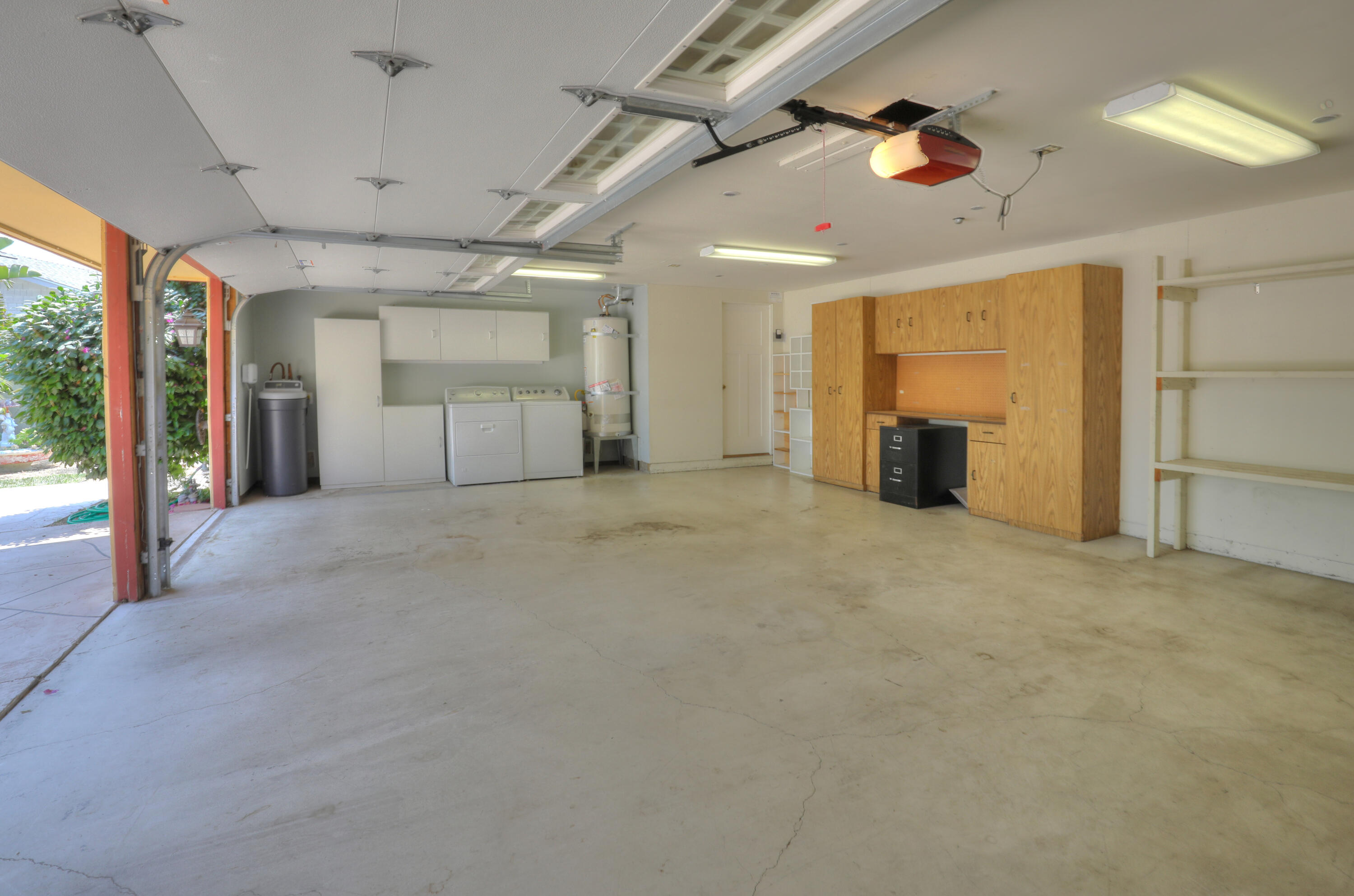 7167 Armstrong Road Goleta, CA 93117 - Photo 38 of 38 3 Car Garage