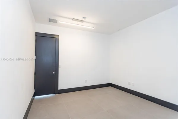 $40,000 | 2440 North Shore Terrace, Miami Beach, FL 33141