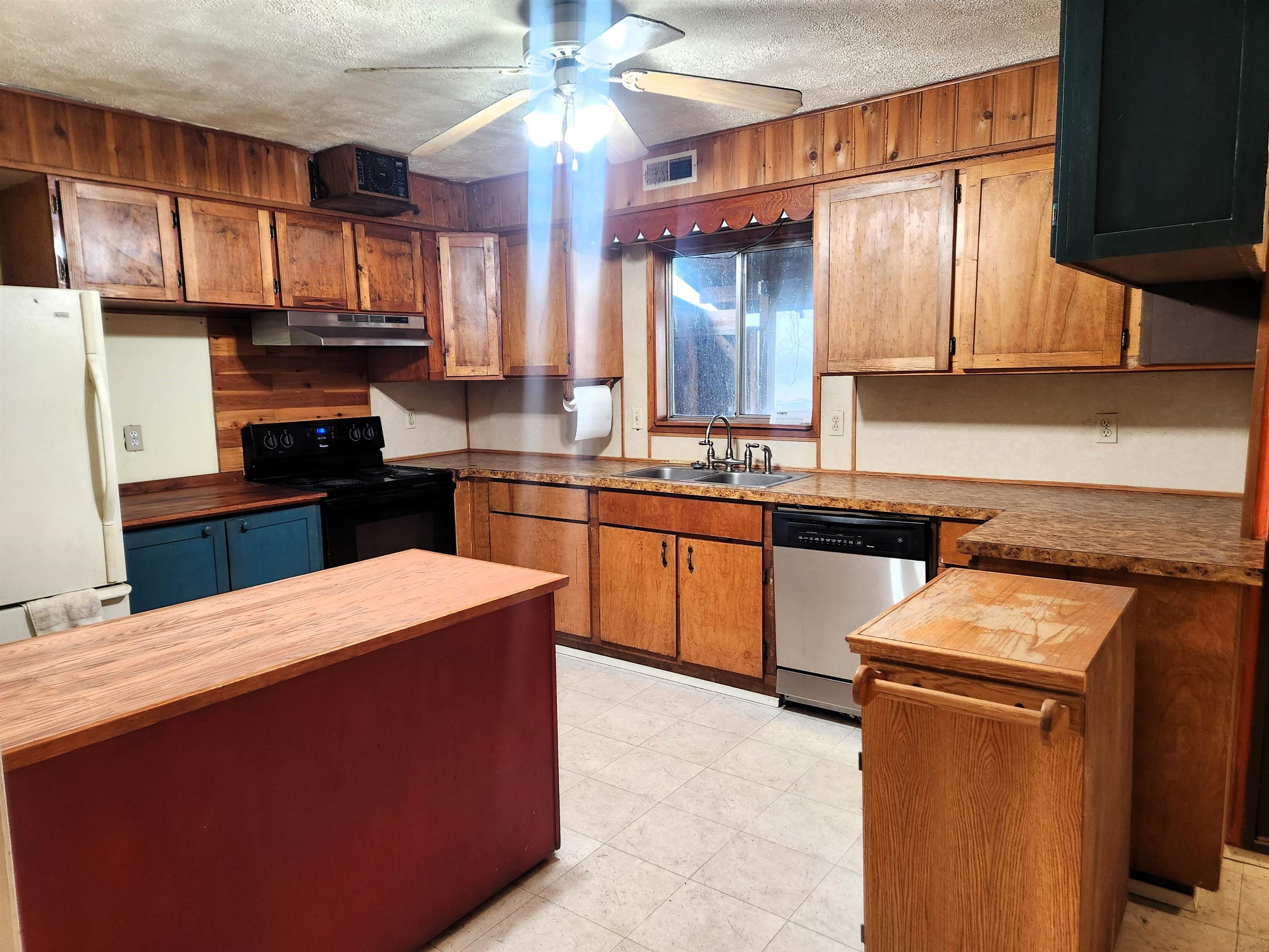 789 Kitt-Narcisse Road, Unit E Colville, WA 99114 - Photo 3 of 24