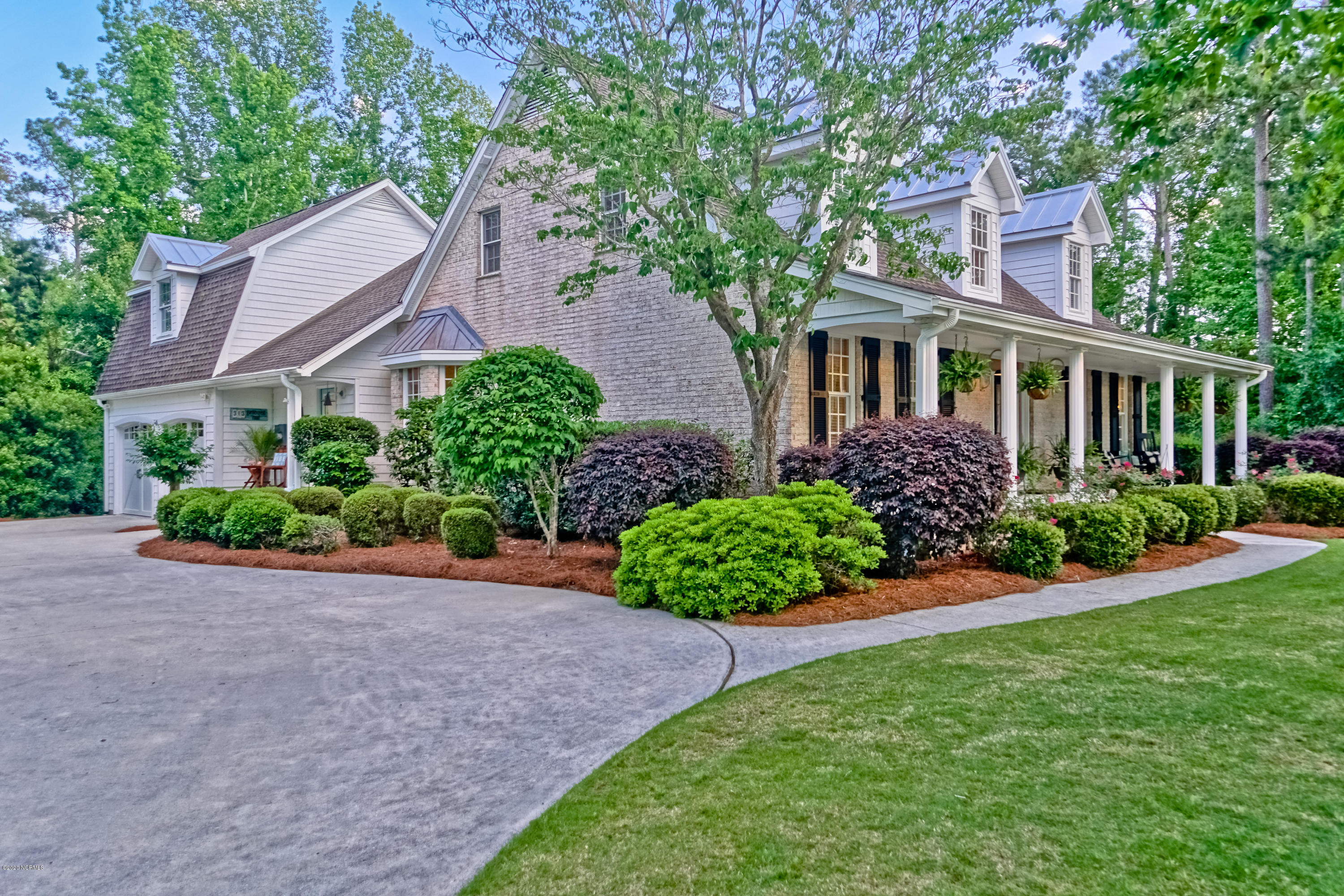 313 Garnercrest Road Wilmington, NC 28411 - Photo 4 of 69 4