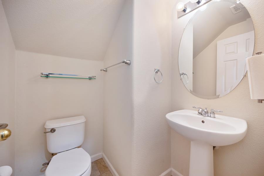 2060 Sierra View Circle, Unit 2 Lincoln, CA 95648 - Photo 14 of 31