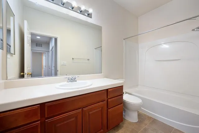 $450,000 | 2060 Sierra View Circle, Unit 2, Lincoln, CA 95648