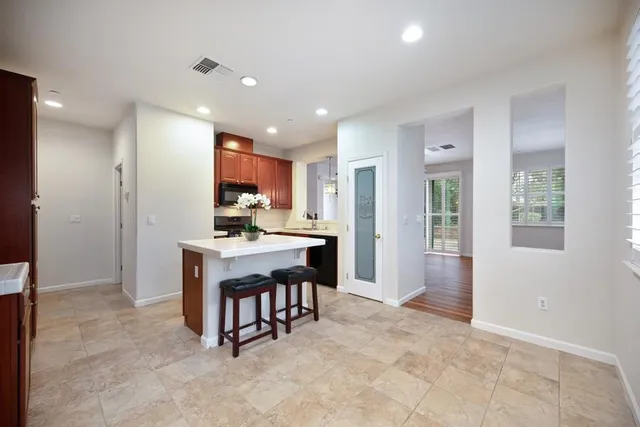 $450,000 | 2060 Sierra View Circle, Unit 2, Lincoln, CA 95648