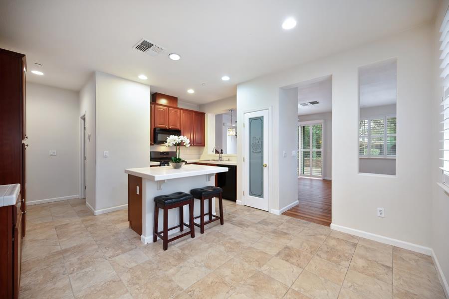 2060 Sierra View Circle, Unit 2 Lincoln, CA 95648 - Photo 9 of 31