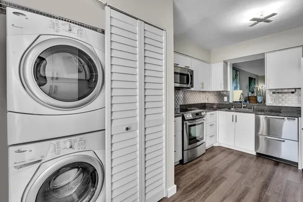 $2,100 | 14623 Bonaire Boulevard, Unit 410, Delray Beach, FL 33446