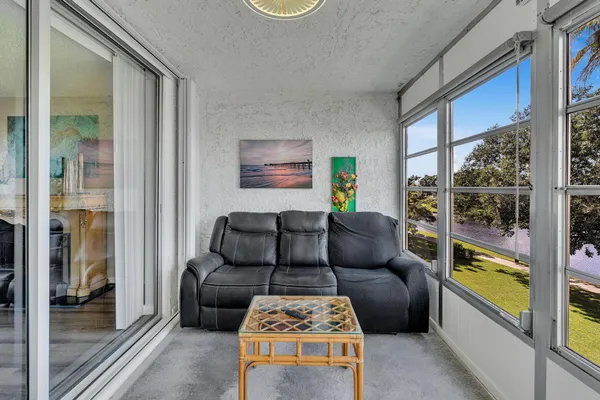 $2,100 | 14623 Bonaire Boulevard, Unit 410, Delray Beach, FL 33446