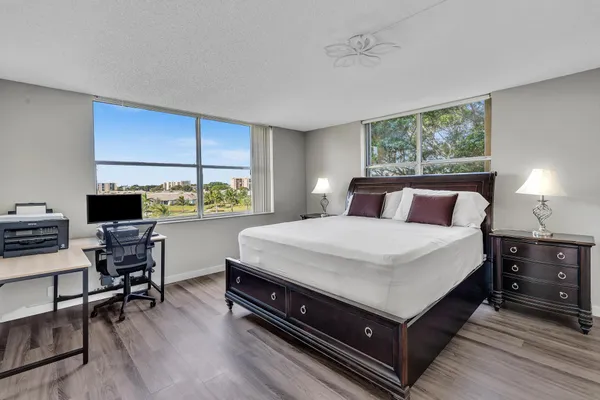 $2,100 | 14623 Bonaire Boulevard, Unit 410, Delray Beach, FL 33446