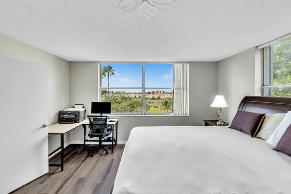 $2,100 | 14623 Bonaire Boulevard, Unit 410, Delray Beach, FL 33446