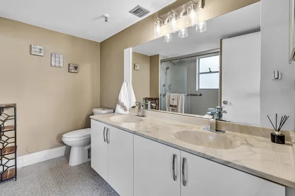 $2,100 | 14623 Bonaire Boulevard, Unit 410, Delray Beach, FL 33446
