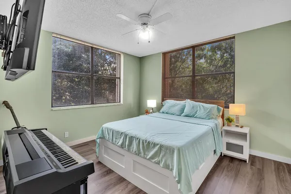 $2,100 | 14623 Bonaire Boulevard, Unit 410, Delray Beach, FL 33446