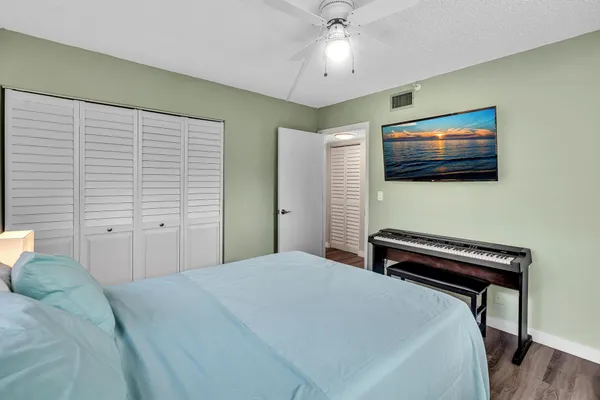 $2,100 | 14623 Bonaire Boulevard, Unit 410, Delray Beach, FL 33446