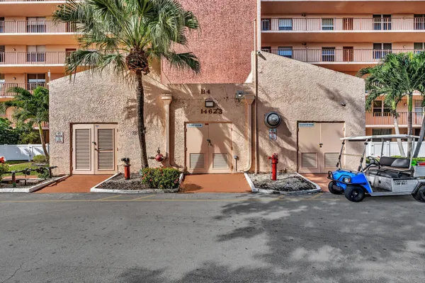 $2,100 | 14623 Bonaire Boulevard, Unit 410, Delray Beach, FL 33446