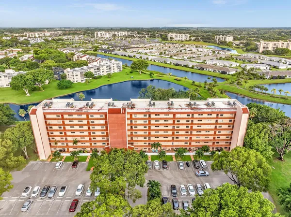 $2,100 | 14623 Bonaire Boulevard, Unit 410, Delray Beach, FL 33446
