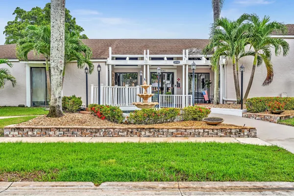 $2,100 | 14623 Bonaire Boulevard, Unit 410, Delray Beach, FL 33446