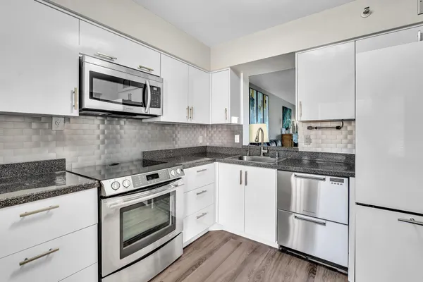 $2,100 | 14623 Bonaire Boulevard, Unit 410, Delray Beach, FL 33446