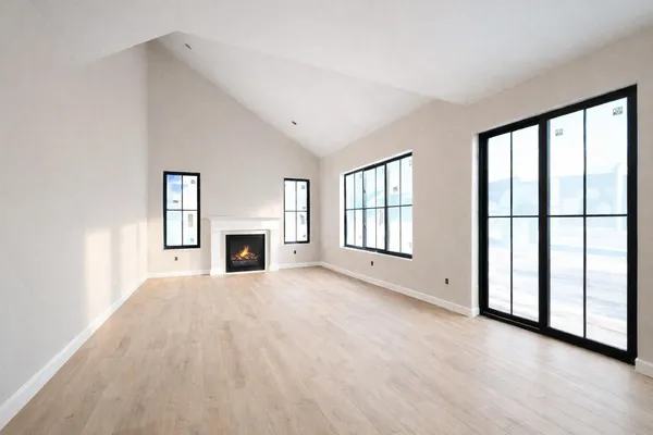 $650,000 | 23379 Primrose Lane, Trenton, MI 48183