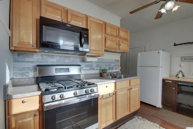 $89,900 | 1031 South 12th Street, Quincy, IL 62301