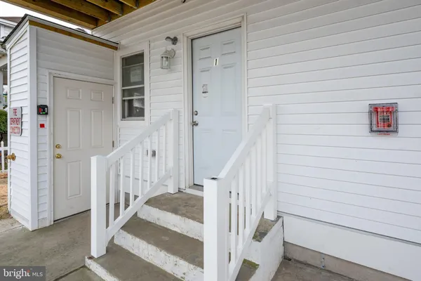 a view of entryway