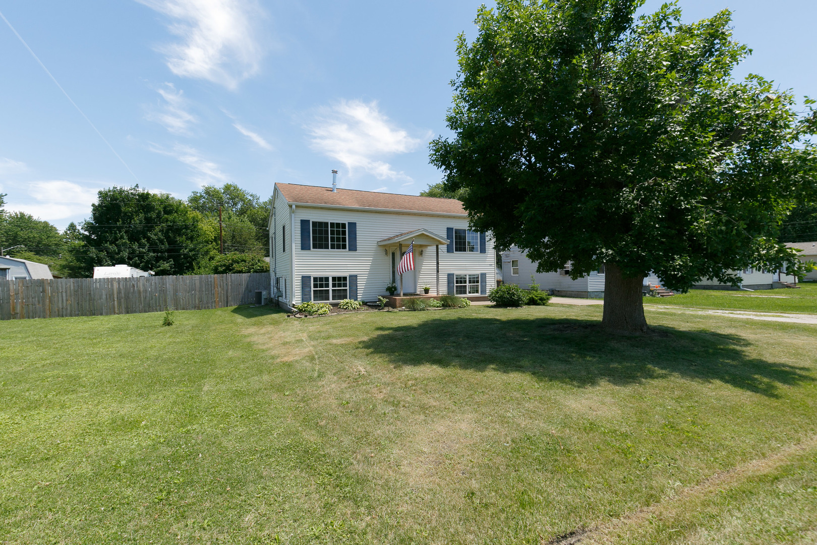 614 6th Street Colona, IL 61241 - Photo 2 of 42