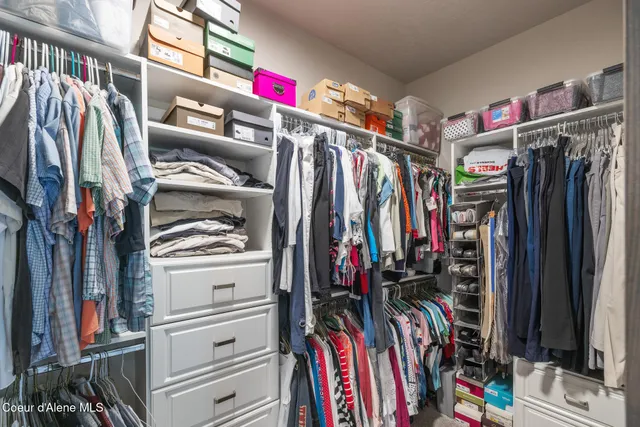 $924,900 | 13105 East Copper River Lane, Spokane, WA 99206