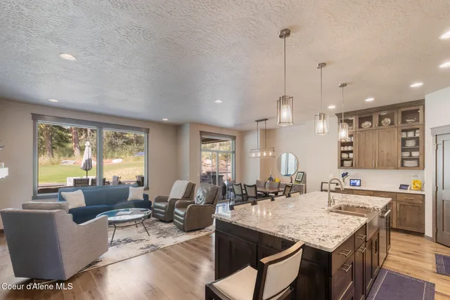 $924,900 | 13105 East Copper River Lane, Spokane, WA 99206