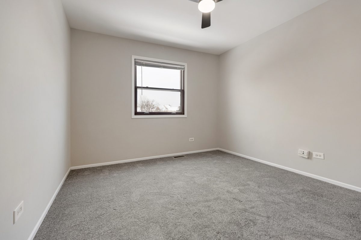 262 Inverrary Lane Deerfield, IL 60015 - Photo 19 of 26