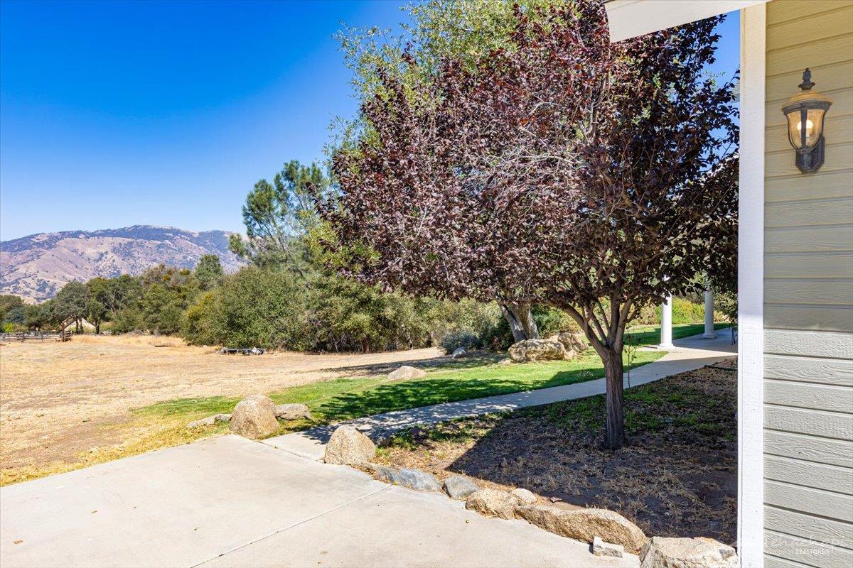 28774 Valley Oak Road Keene, CA 93531 - Photo 62 of 83 Gallery Image 62