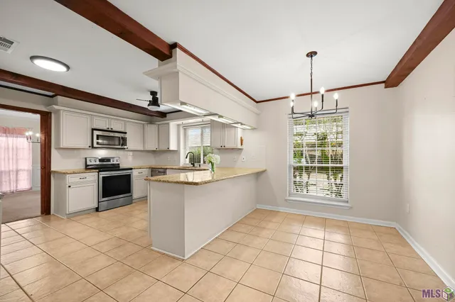 $319,900 | 12543 Warwick Avenue, Baton Rouge, LA 70815