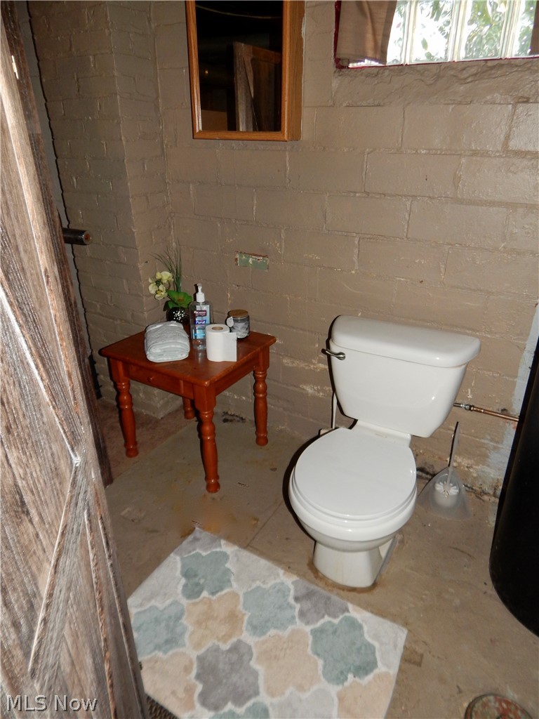 1310 Spring Road Cleveland, OH 44109 - Photo 19 of 35 Gallery Image 19
