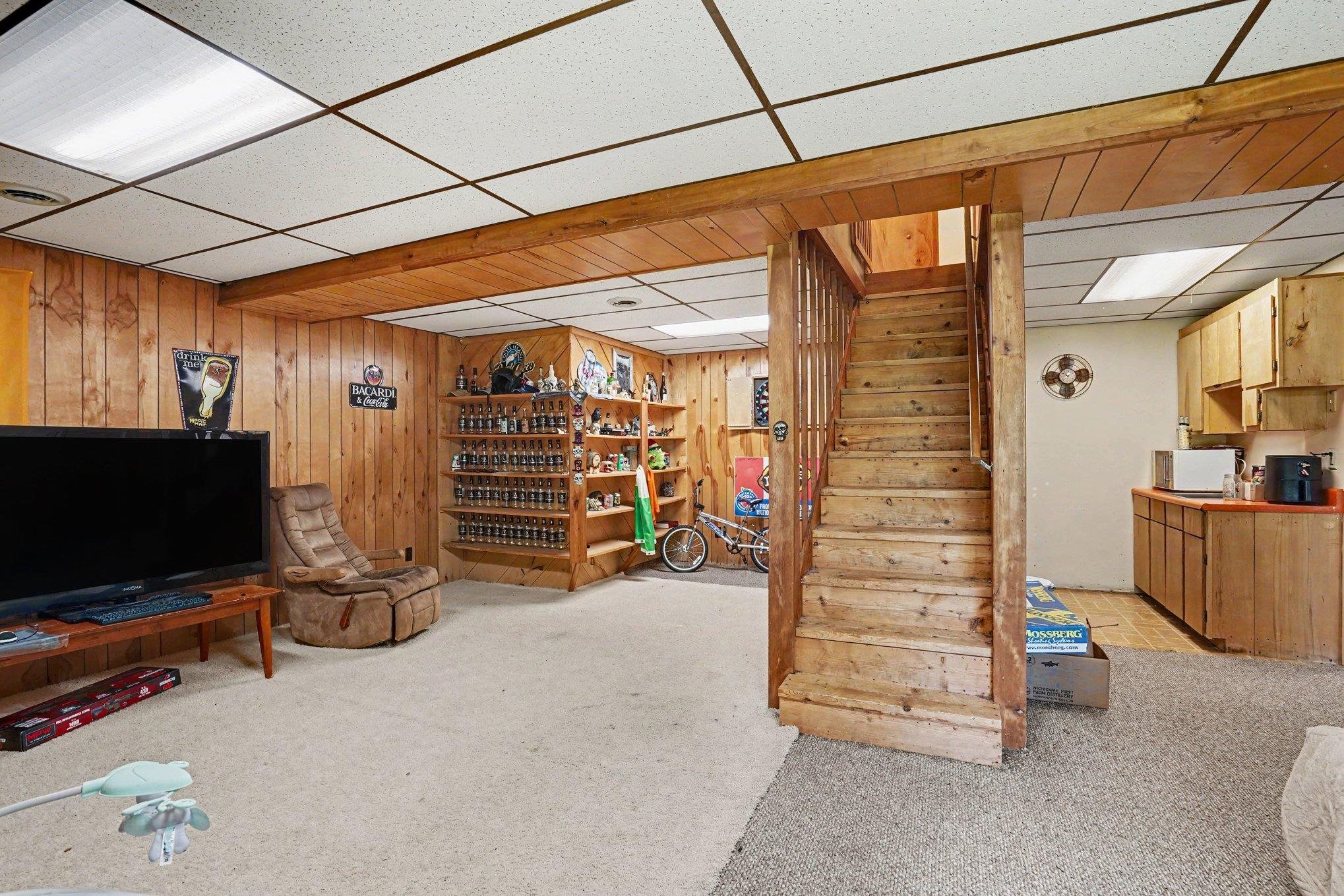 5560 Demerly Road Benzonia, MI 49616 - Photo 19 of 34