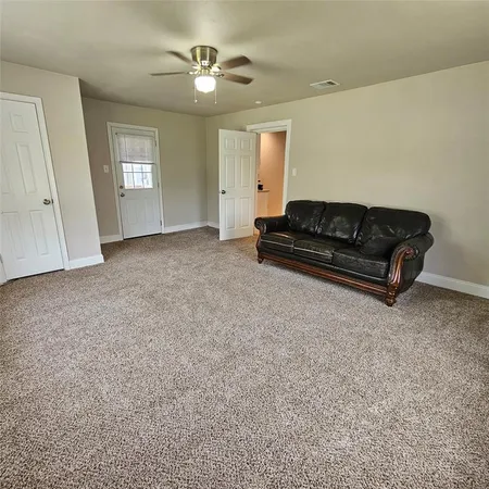 $299,999 | 802 Brown Trail, Bedford, TX 76022