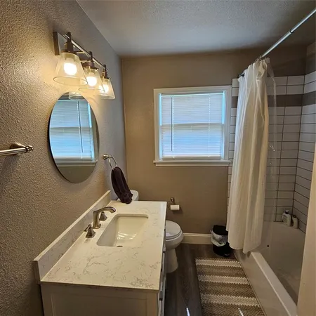 $299,999 | 802 Brown Trail, Bedford, TX 76022