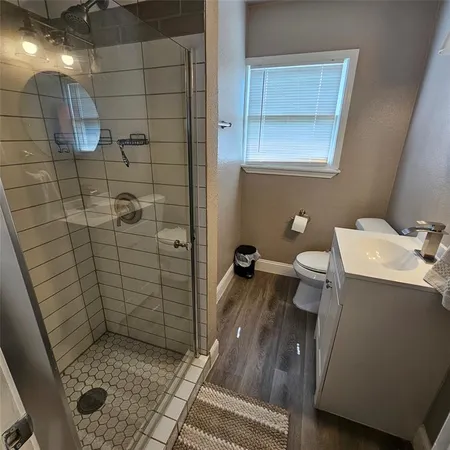 $299,999 | 802 Brown Trail, Bedford, TX 76022