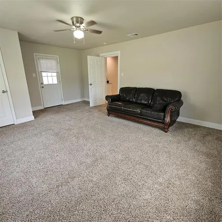 $299,999 | 802 Brown Trail, Bedford, TX 76022