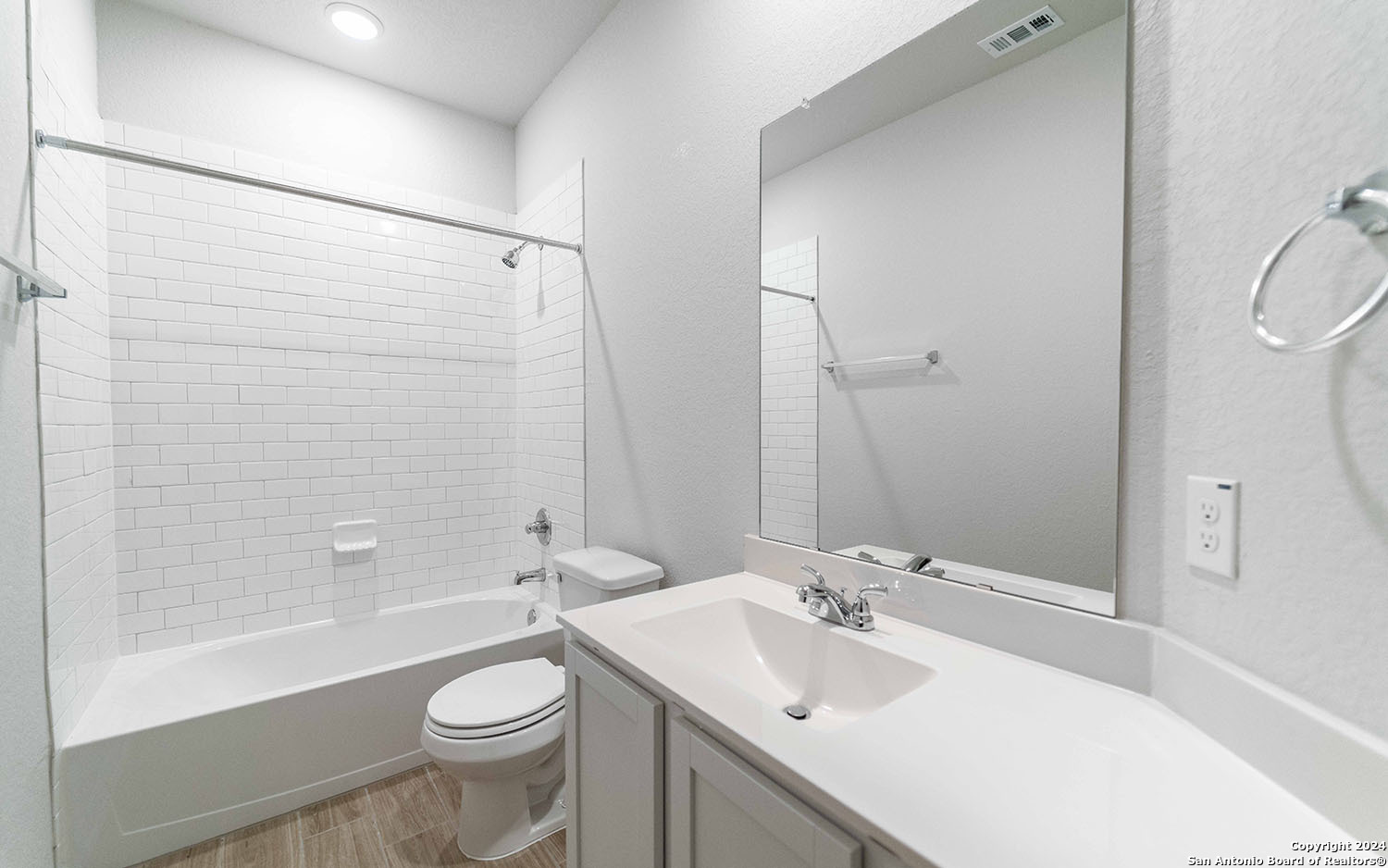 300 Jills Path Seguin, TX 78155 - Photo 12 of 14