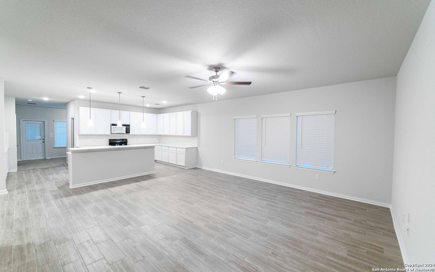 300 Jills Path Seguin, TX 78155 - Photo 3 of 14