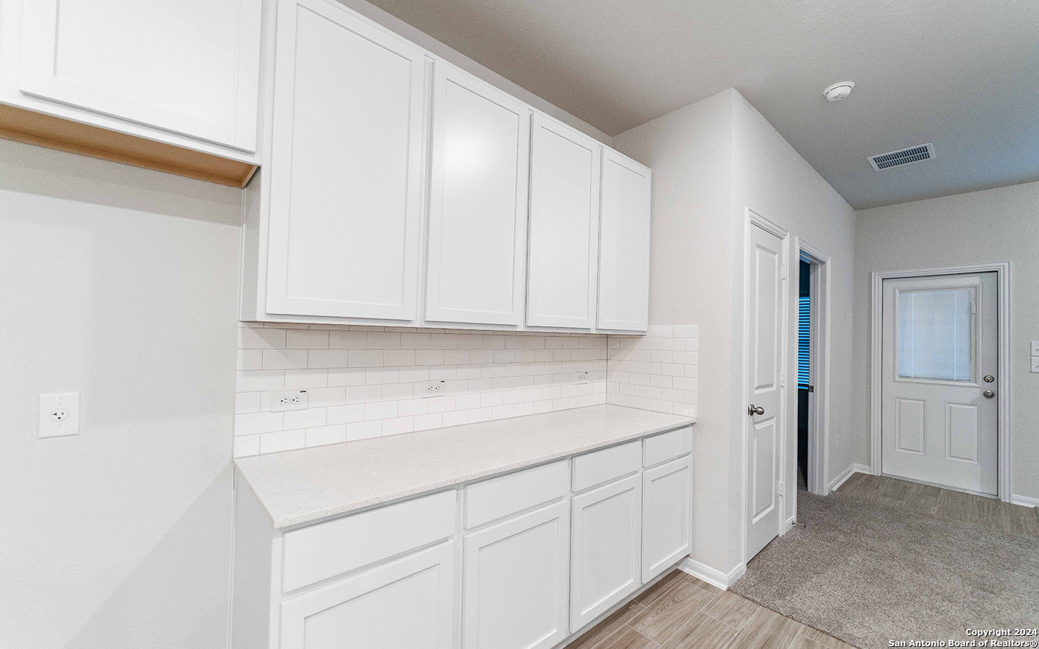 300 Jills Path Seguin, TX 78155 - Photo 7 of 14