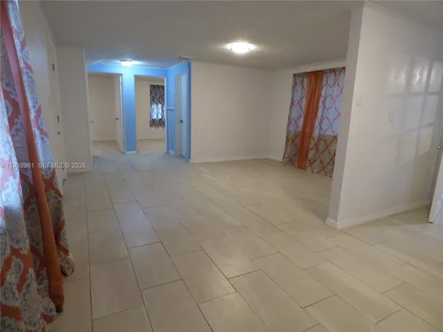 $1,350 | 1135 East Voorhis Avenue, DeLand, FL 32724